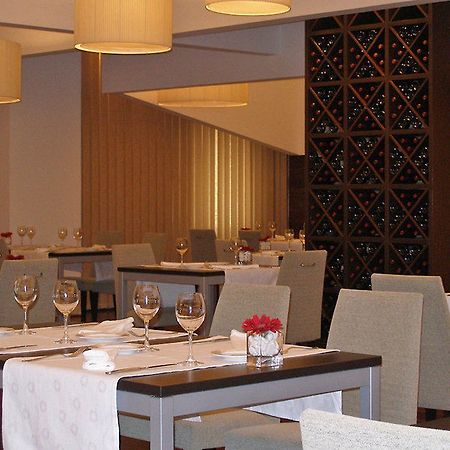 Hotel Ceuta Puerta De Africa Екстериор снимка